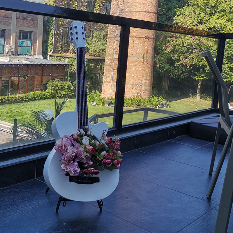 创意吉他花盆橱窗花园庭院阳台布置造景户外阳光房店门口装饰摆件