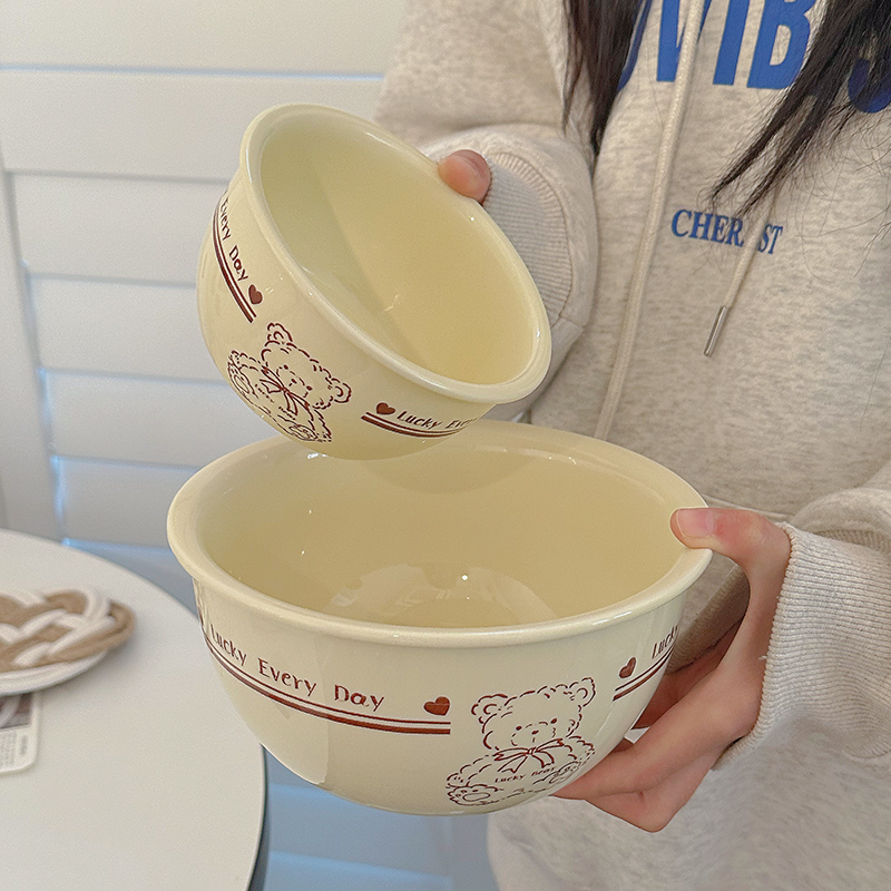可爱小熊陶瓷碗特别好看的饭碗家用奶油风餐具套装米饭碗小碗汤碗