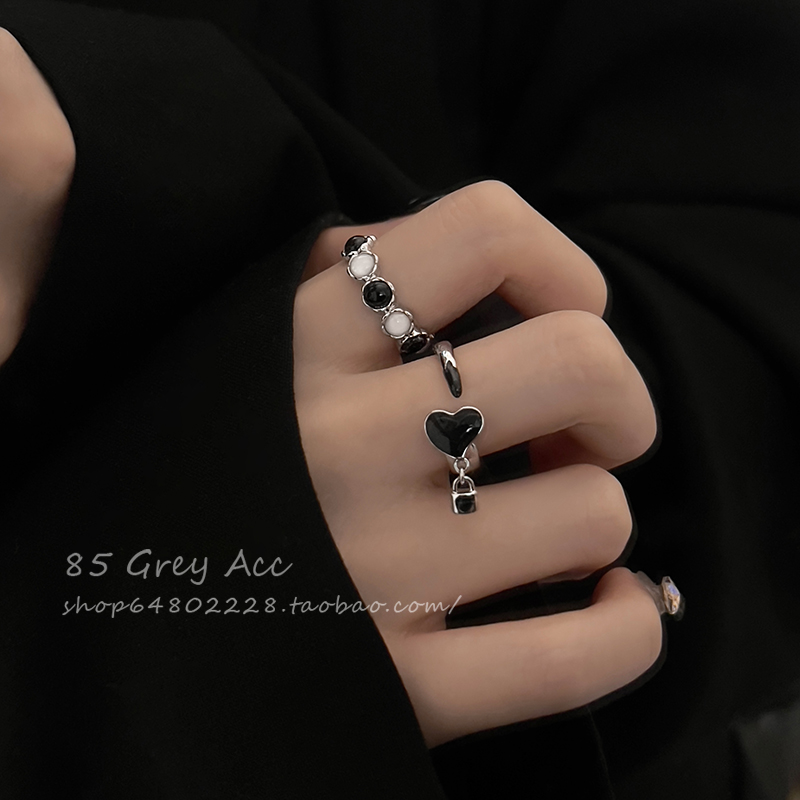 小众设计黑白撞色月光石爱心戒指套装女时尚高级感开口可调节指环