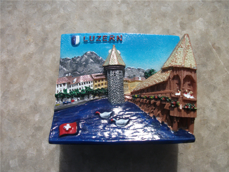 世界旅游纪念冰箱贴 瑞士 卢塞恩 琉森 地标廊桥卡贝尔桥与天鹅