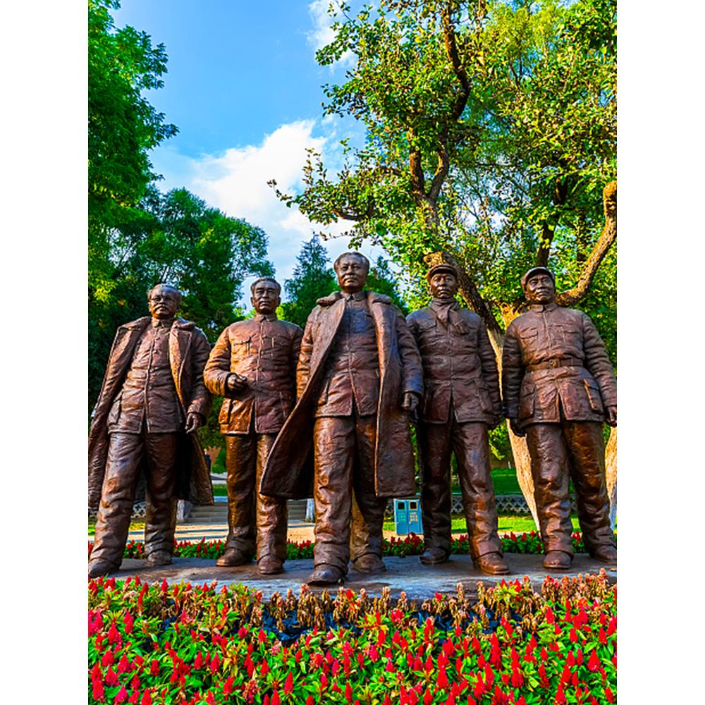 人物铸铜雕塑定制校园运动人像红军抗战玻璃钢消防员厂家农耕摆件