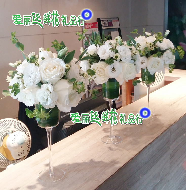 北京宴会西餐桌花玻璃杯小桌花会议小杯花桌花酒会洽谈花吧台花