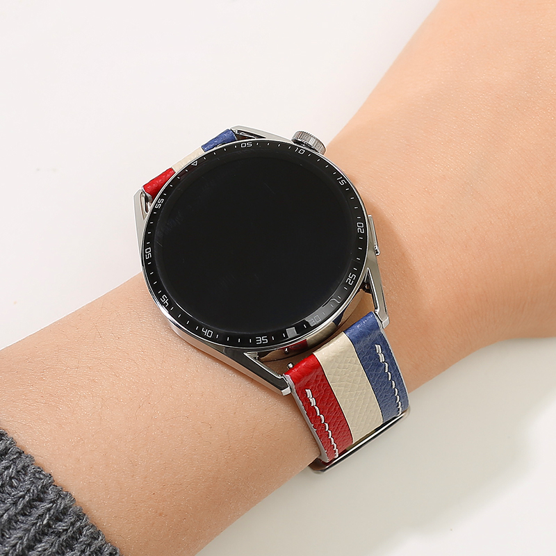 适用华为表带gt3太空人系列红白蓝配色watch3pro动态宇航员主题gt2表带手表带真皮表链时尚男女非原装替换带