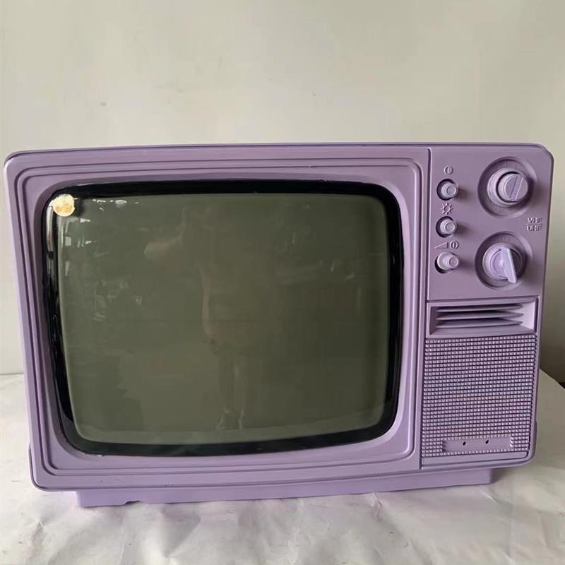 怀旧复古老式14寸17寸可插u盘通电自动播放黑白彩色画面的电视机