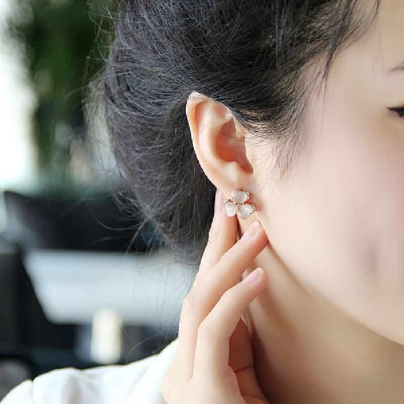 韩国饰品S925耳针耳钉女韩版花朵时尚女耳环人工猫眼石耳钉