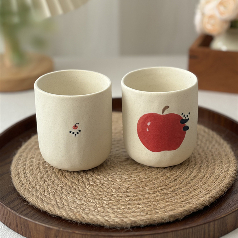 集物岛原创设计熊猫苹果手握杯景德镇手作款小众釉下彩手绘陶瓷杯