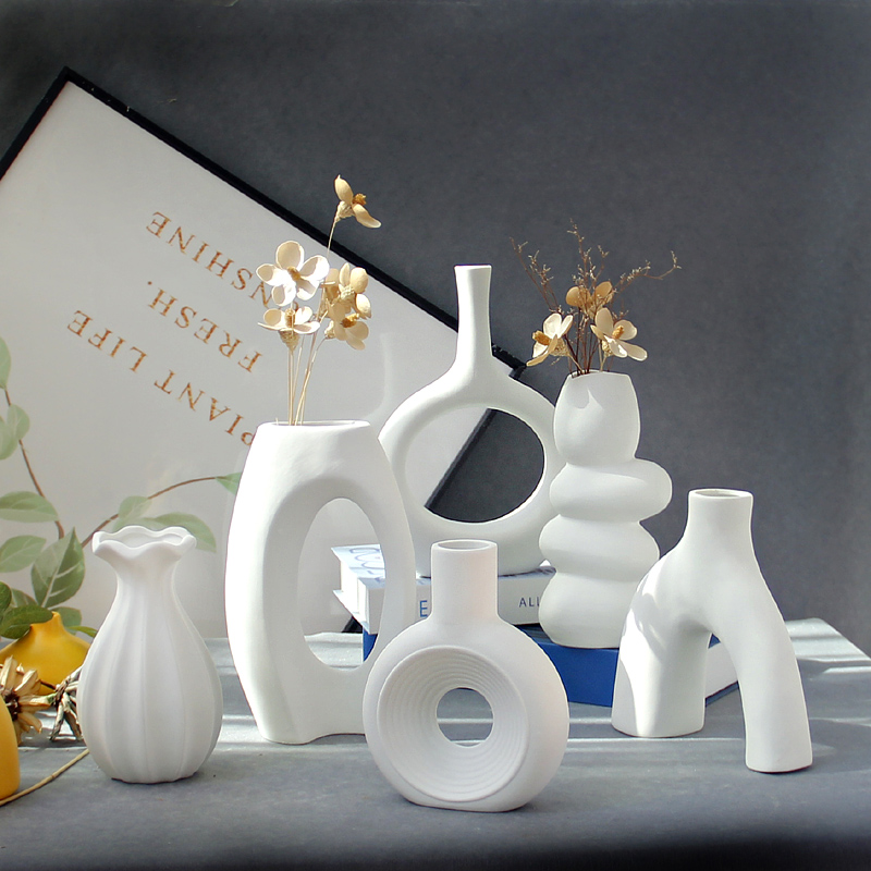 现代简约白色陶瓷花瓶摆件假花干花客厅电视柜家居装饰品磨砂花器
