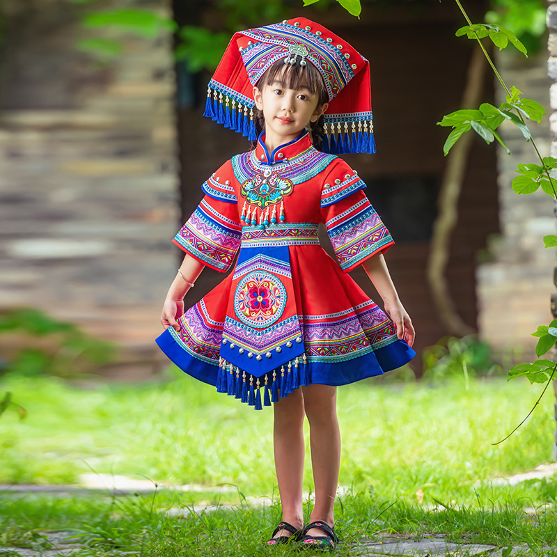 壮族六一儿童演出服装舞蹈衣服男女童土家族少数民族传统表演服饰