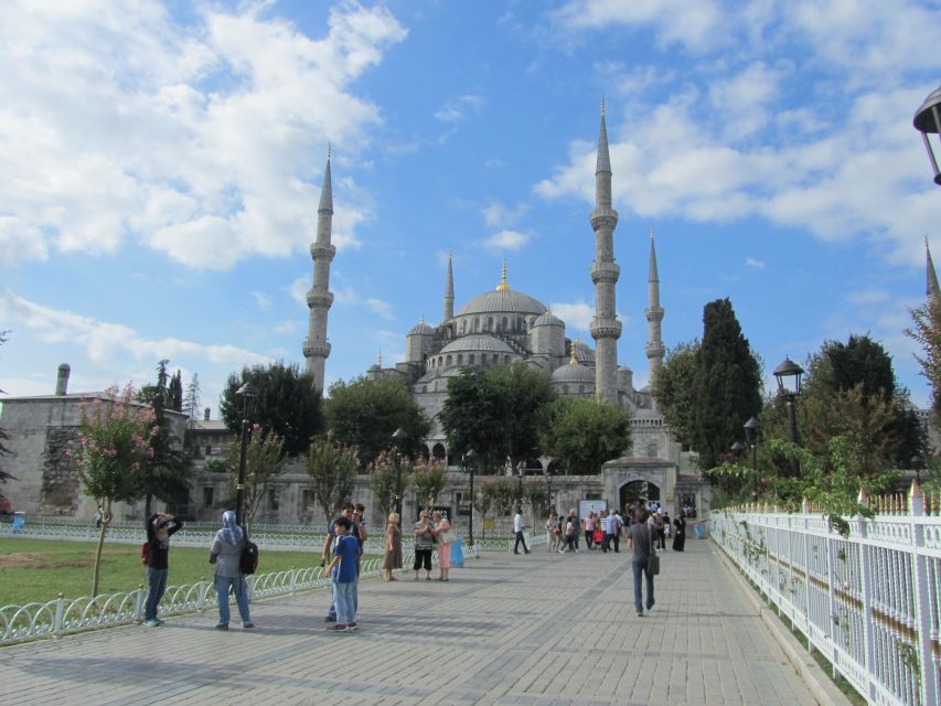 土耳其 伊斯坦布尔：蓝色清真寺和圣索菲亚大教堂小团体游