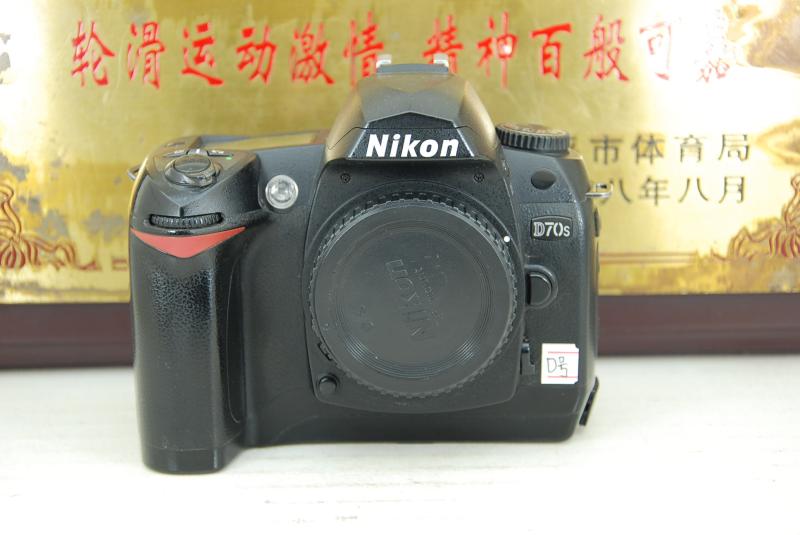 【500元】 尼康 D70S 数码单反相机 机身 经典收藏道具 性价比高