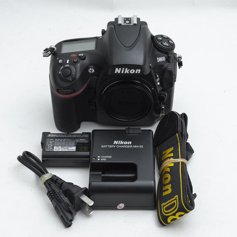 Nikon尼康D800单机身赠国产手柄全画幅专业数码单反相机95新#2745