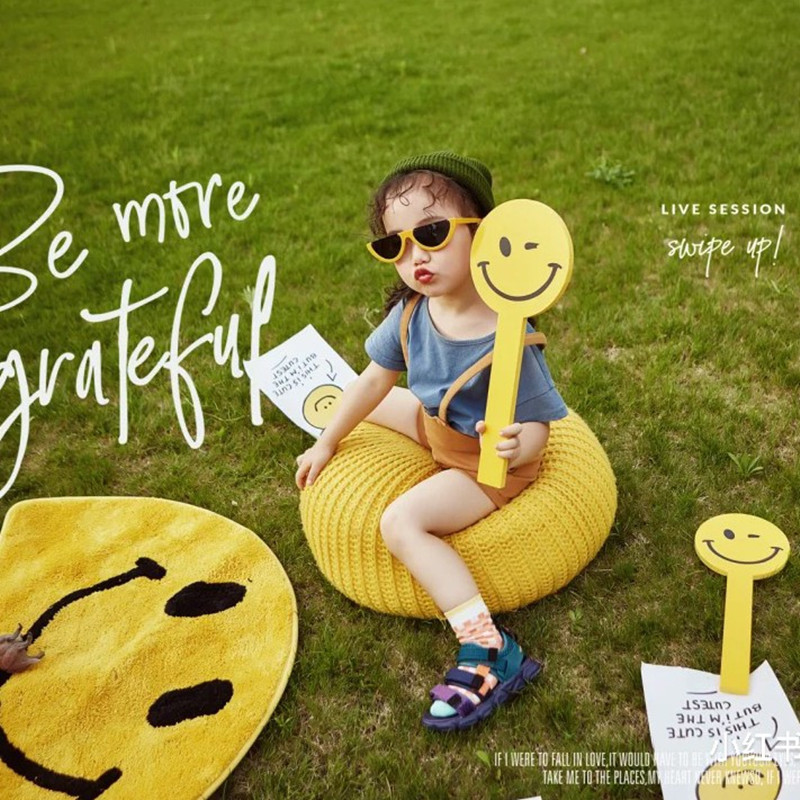 新外景创意个性儿童拍照黄色笑脸毯子宝宝写真摄影道具镜子卡纸