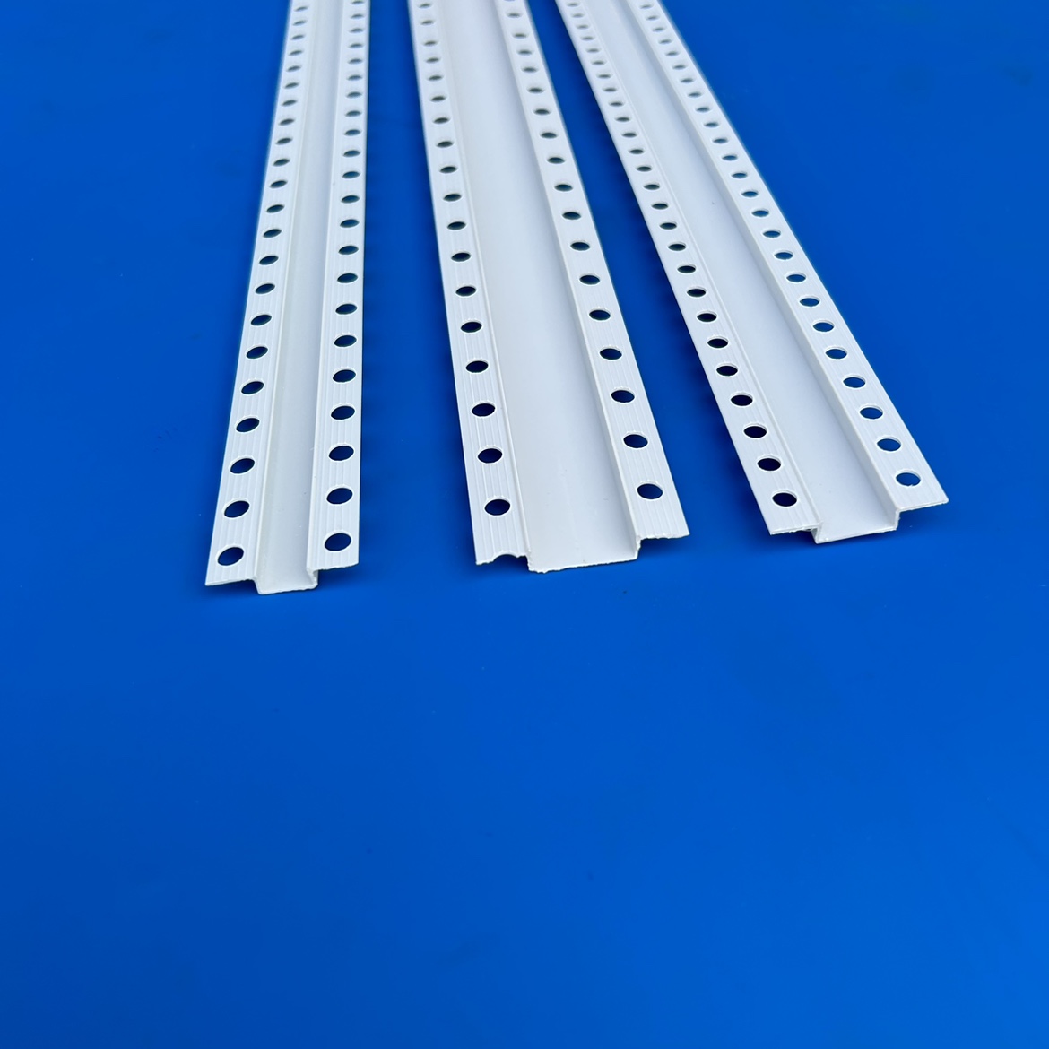 5mm高PVC白色全新料外墙凹槽几字分隔线条U型条石膏板吊顶工艺槽