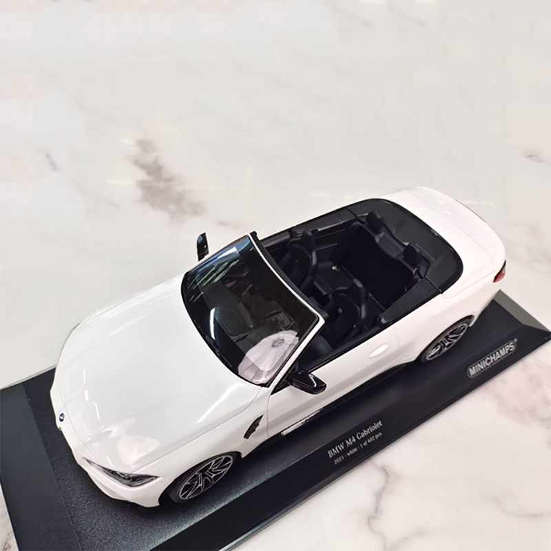 迷你切 1:18 宝马BMW M4 Cabrio 敞篷版 2021 合金密封汽车模型