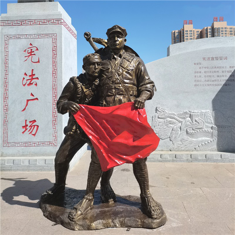 负伤英雄雕塑受伤战士红军艰苦岁月玻璃钢抗日八路军长征人物雕像
