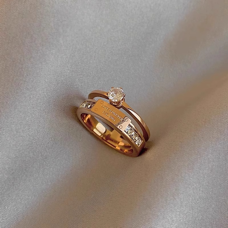 奥特莱斯折扣新款大锆石钛钢双层轻奢戒指女时尚气质个性指环潮