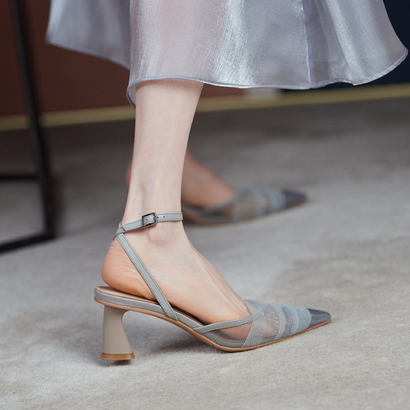 凉鞋女2021年新款法式网纱包头粗跟一字扣高跟鞋夏季仙女风