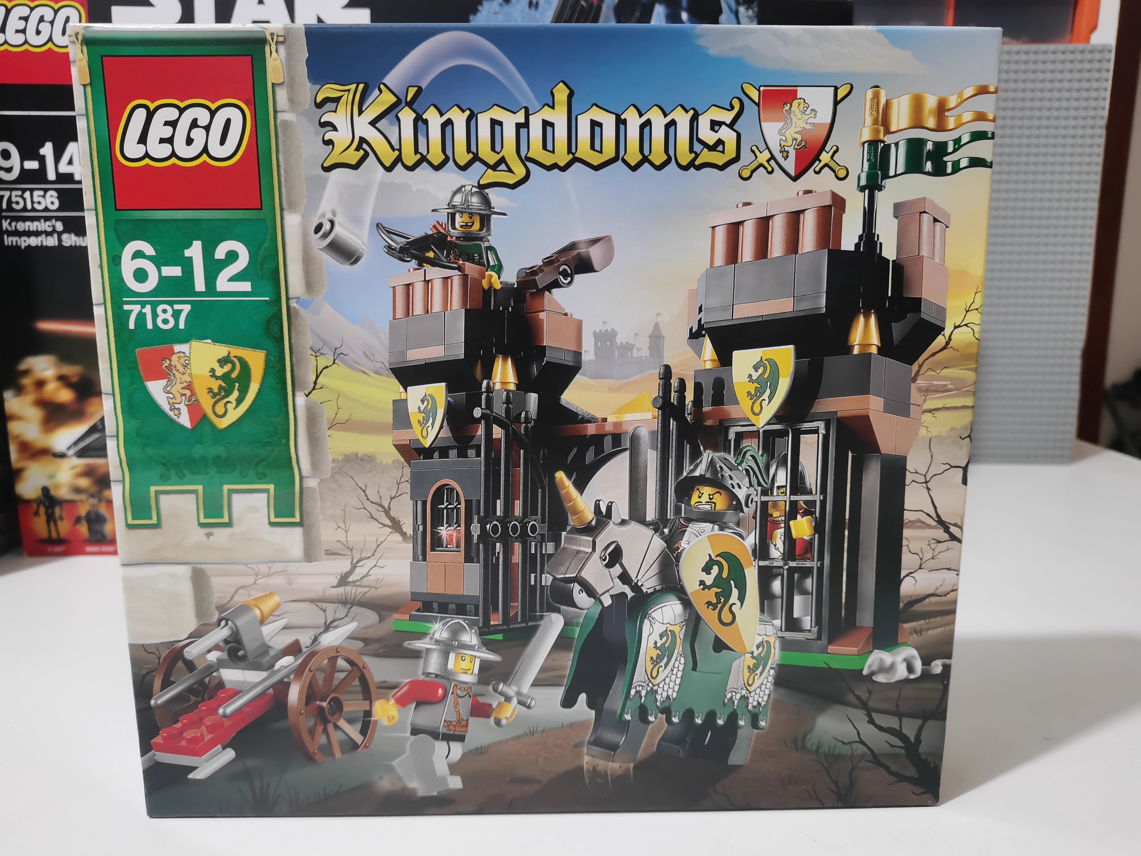 未开封正品 LEGO乐高拼搭积木玩具 7187 绝版城堡系列 绿色龙骑士