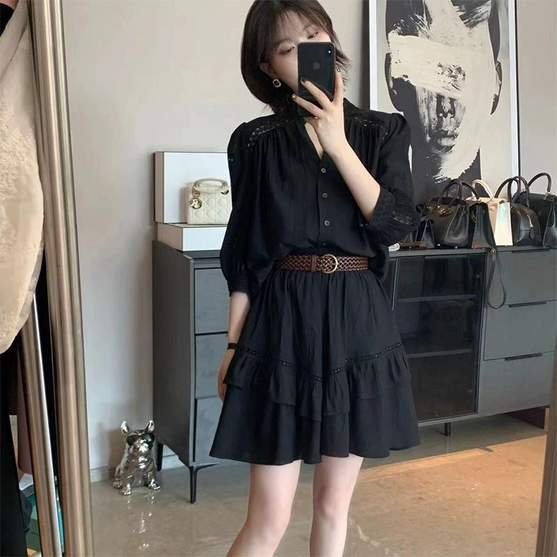 赫本风气质小黑裙女装2023夏季新款高级感法式收腰宽松显瘦连衣裙