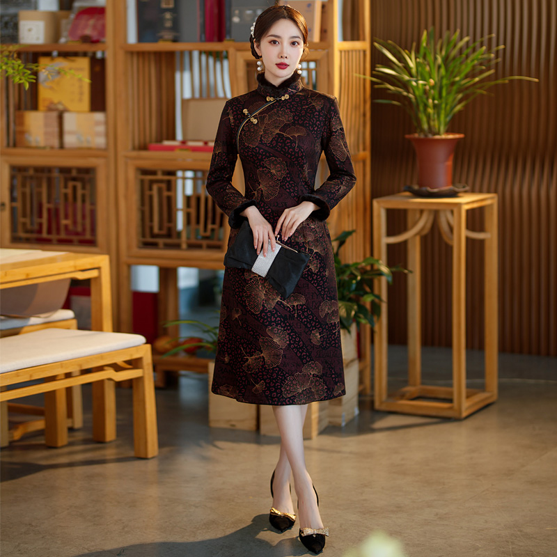 中国复古风加绒加厚改良旗袍洋装秋冬新款女士高贵气质优雅裙子