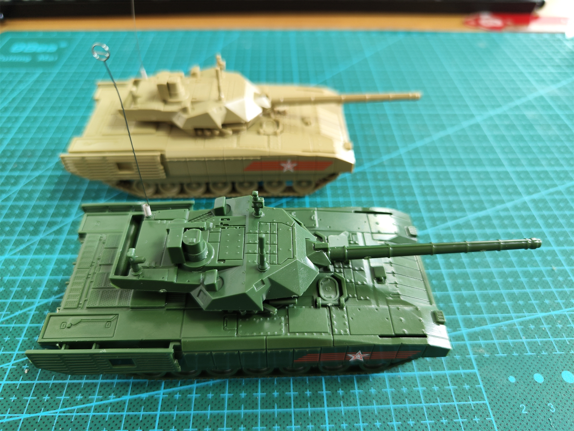 塑料成品1:72俄罗斯T-14阿玛塔主战坦克模型满50包邮